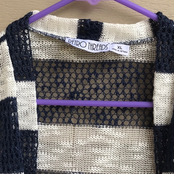 Now comes the light weight open weave navy/ white - Picture 8 of 8